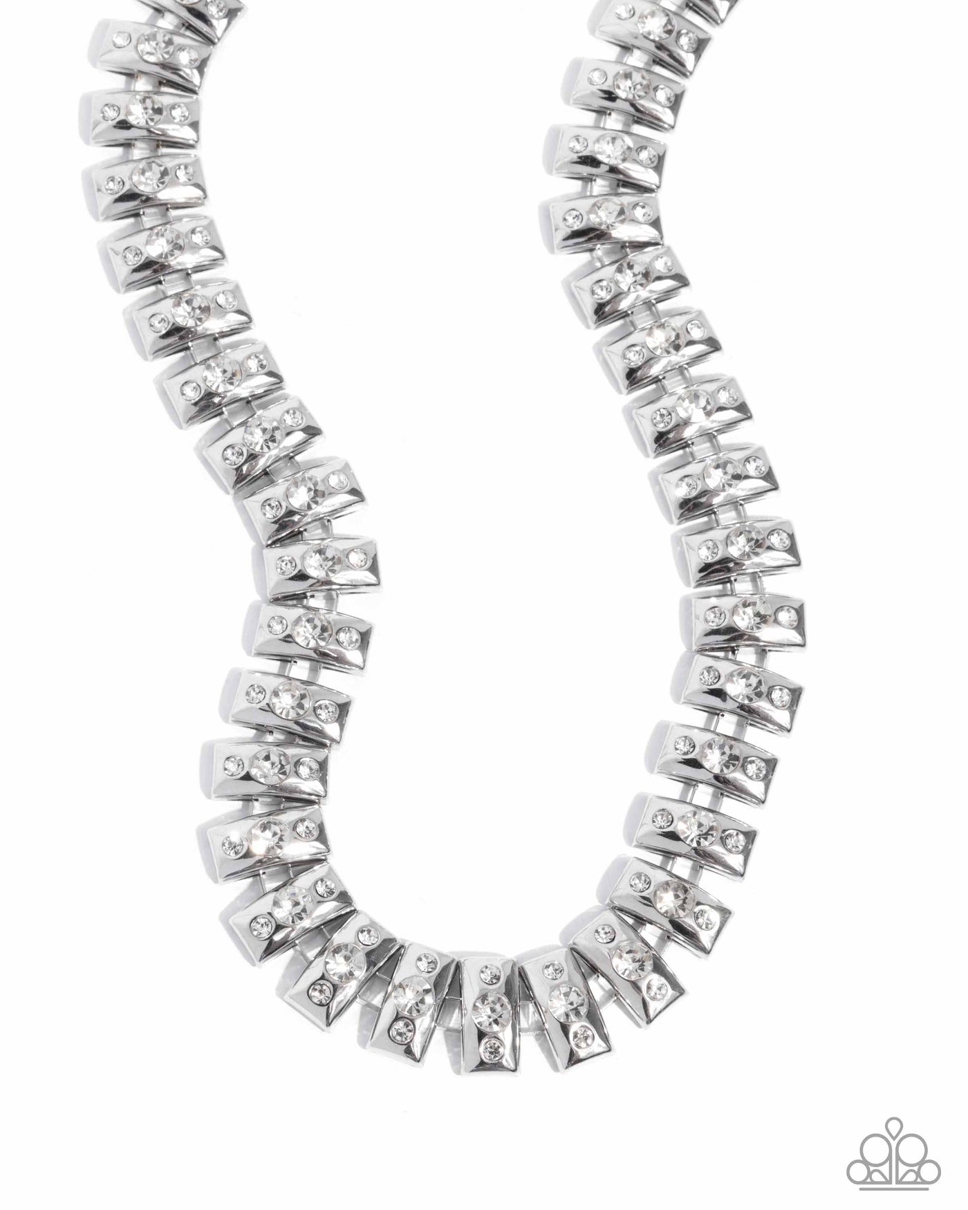 Paparazzi Officially Opulent- White