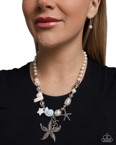 Paparazzi Coastal Cameo - Blue