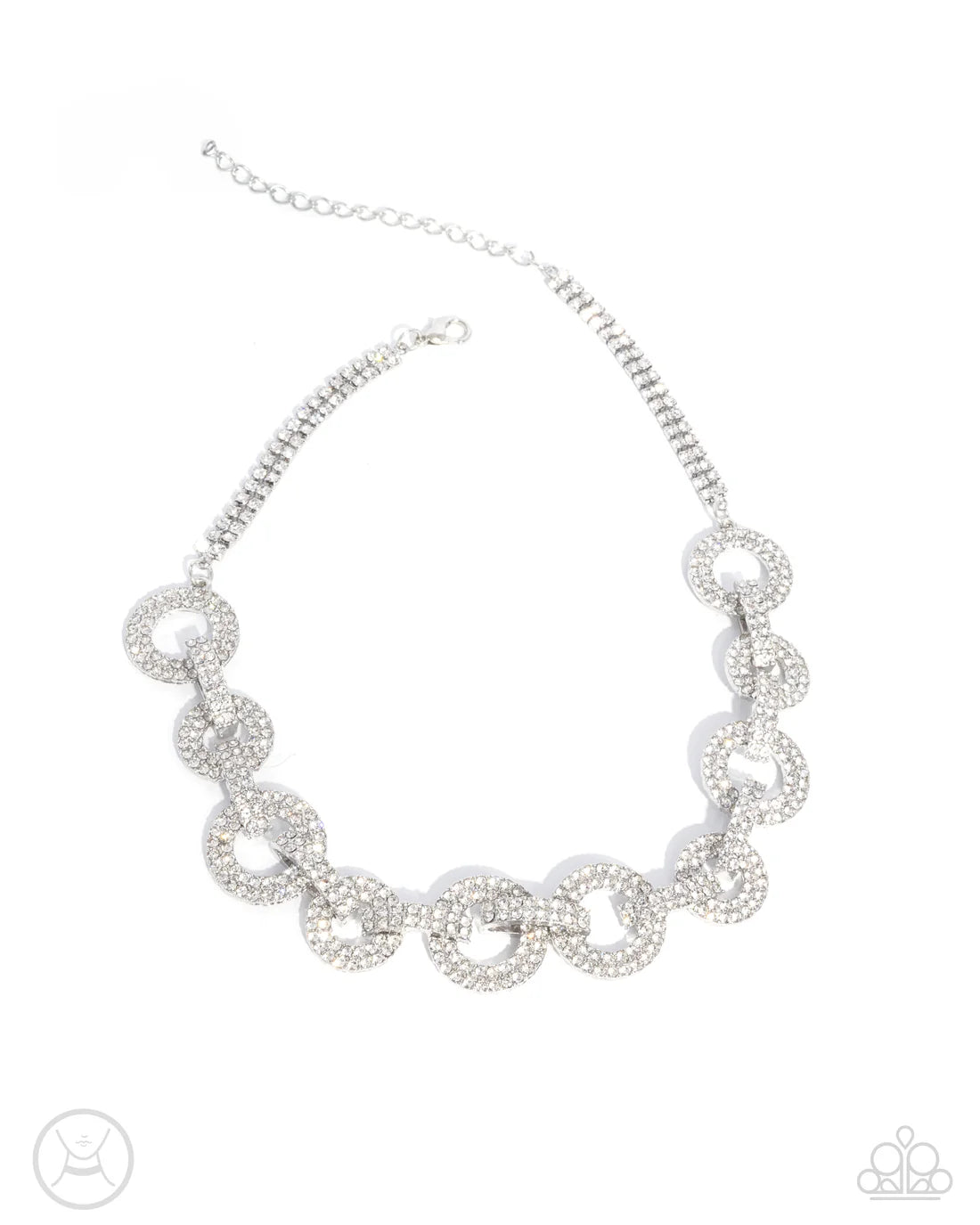 Paparazzi Elegant Embrace - White
