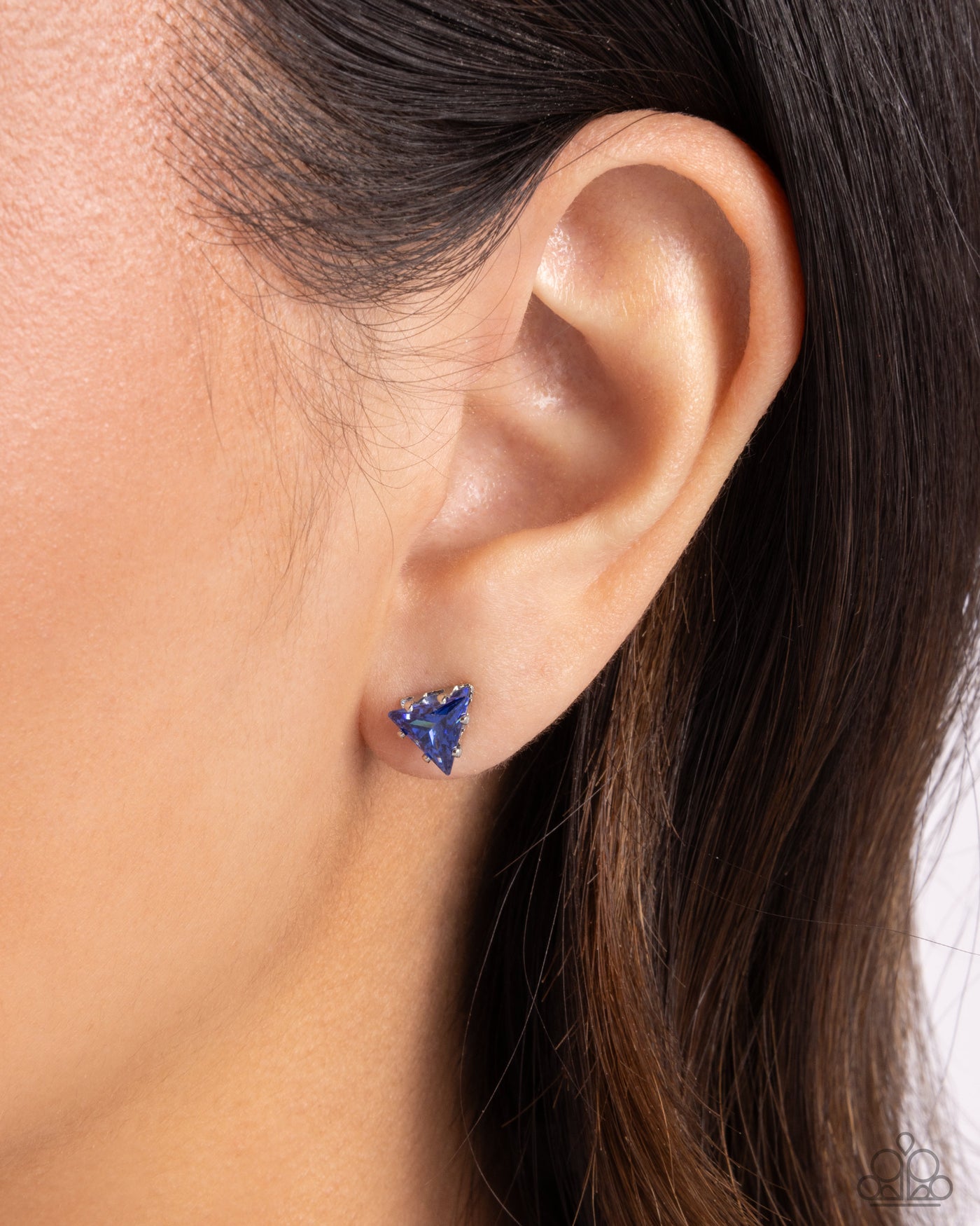 Paparazzi Triangular Twinkle