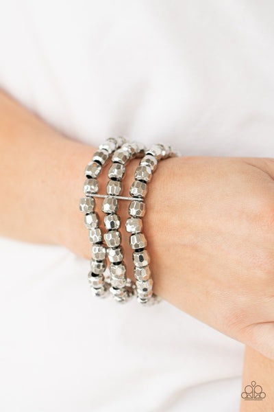 Paparazzi Magnetically Maven  - Stretchy Bracelet